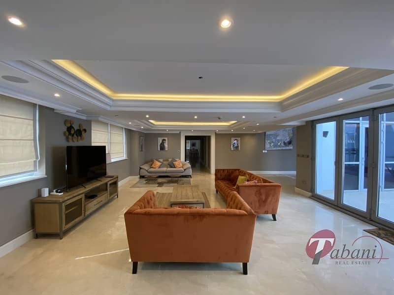 2 Private Lift and Pool|Furnished|Duplex Half Floor
