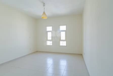 Spacious 1 Bed plus Hall | Ready to Move in Greens Spacious 1 Bed plus Hall | Ready to Move in Greens