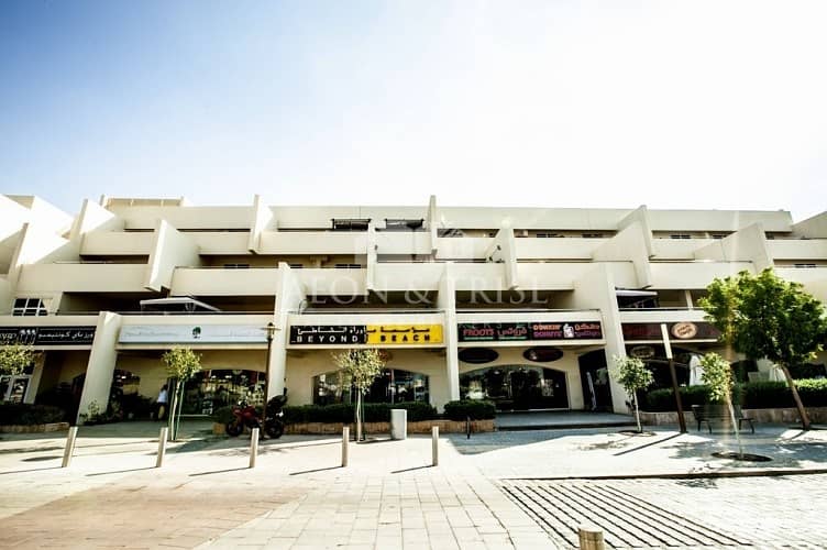 Great ROI! Large Retail shop Great ROI! Large Retail shop