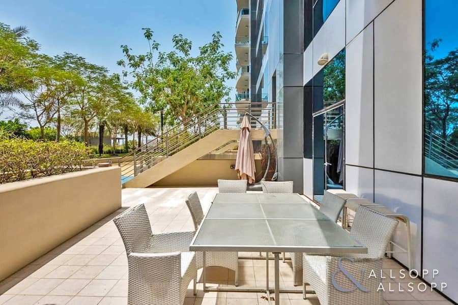 2 One Bedroom | Extended Terrace | Upgraded