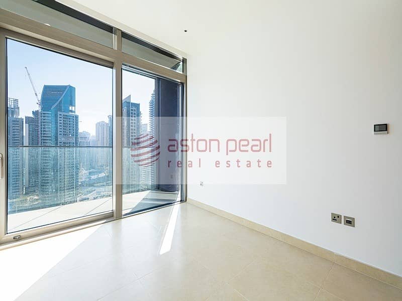 27 Exclusive Listing | Panoramic Views from All Rooms