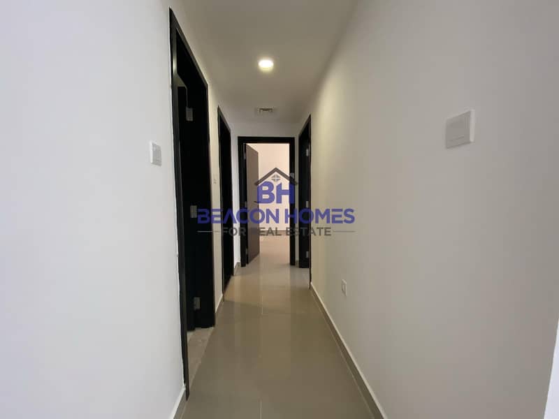10 Great Asset | 3BHK Ready To Move In |Peak Area