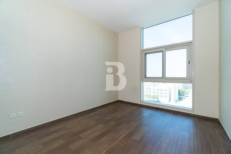 4 Close to Metro | Renovated | Vacant