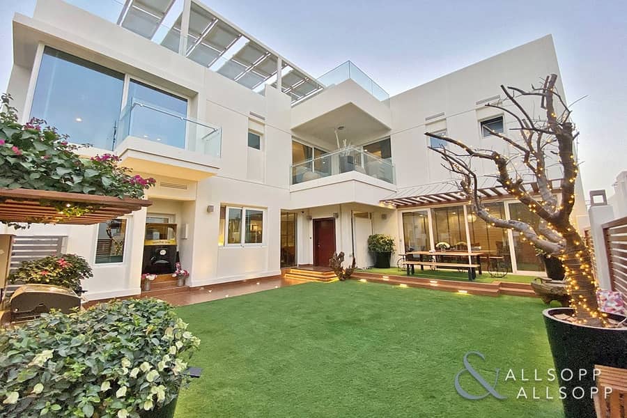 Vacant On Transfer | 3 Bedroom | Rare Unit Vacant On Transfer | 3 Bedroom | Rare Unit