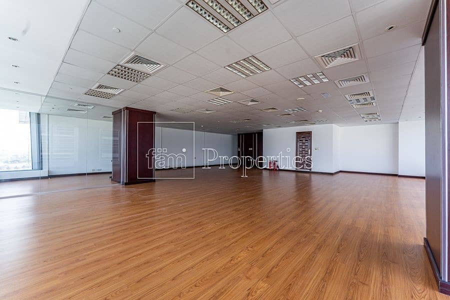 5 Fully Fitted | Glass Partition | Canal View