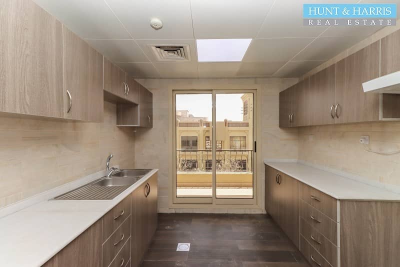 6 Upgraded Kitchen & Bathroom - Al Hamra Mall View - Vacant