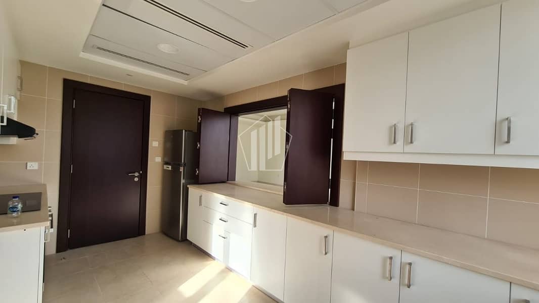 7 12 Cheques | 3 Bedroom + Maid  | Ready to Move | Chiller Free