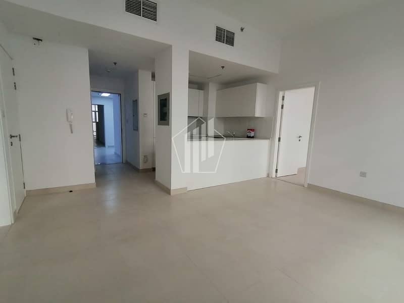 12 Brand New / Fitted appliances / Multiple Options