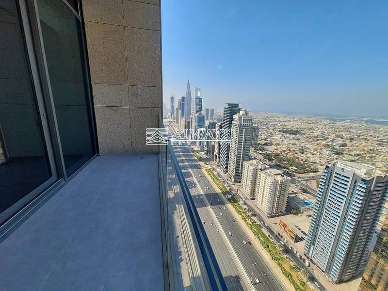 14 Burj and Sea View || Highly Spacious 2BR | Balcony