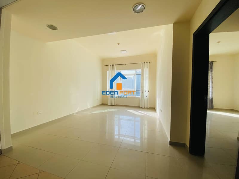 BEAUTIFUL UNFURNISHED 1BHK IN LAKE CITY TOWER BEAUTIFUL UNFURNISHED 1BHK IN LAKE CITY TOWER