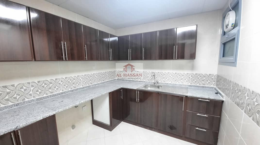 3 1Bhk Big Kitchen Balcony Water Electricity Include In Shabia 10