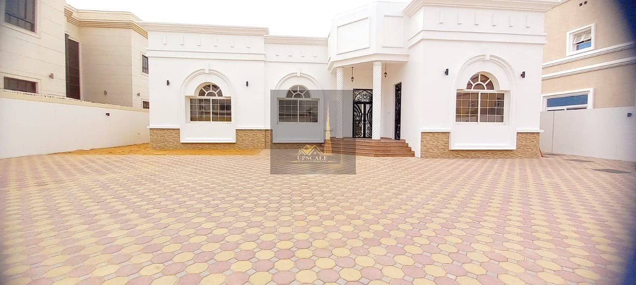 39 Luxury 4 Bed Villa| In Gated Community| Prime Location| 180k For Rent