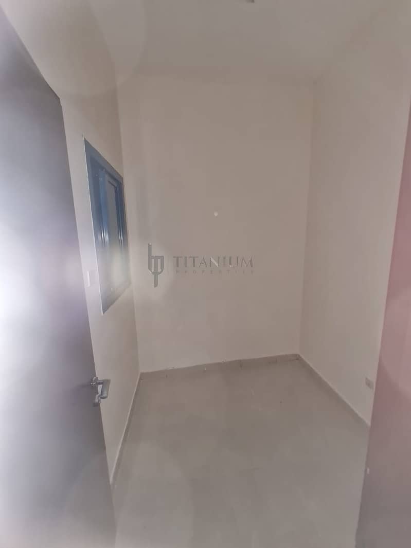 12 FULL SEA VIEW 3 BHK WITH MAID ROOM BEAUTIFUL SPACIOUS AL KHOR TOWER