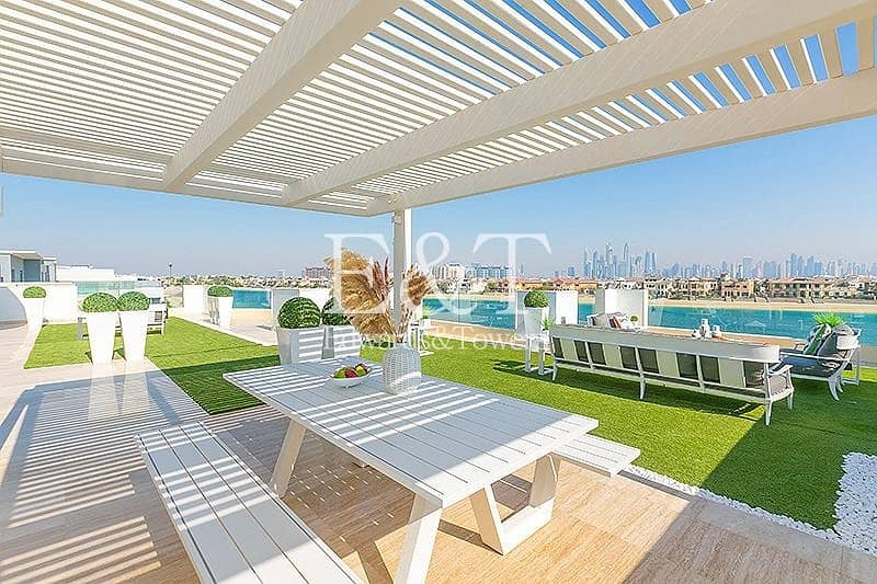 23 World class contemporary beach house
