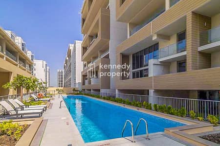Massive Terrace I Zero Commission I Vacant Massive Terrace I Zero Commission I Vacant