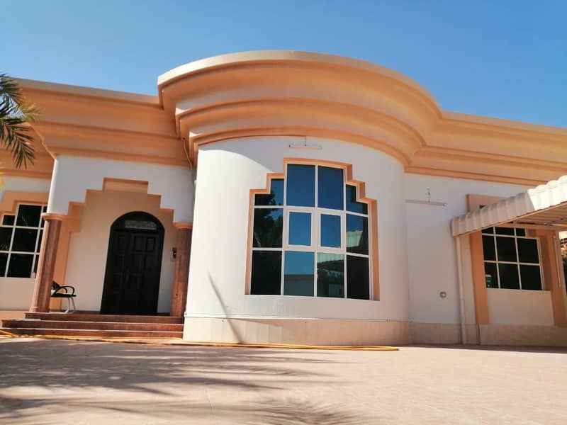 VILLA AVAILABLE FOR RENT IN AL MOWAIHAT 3