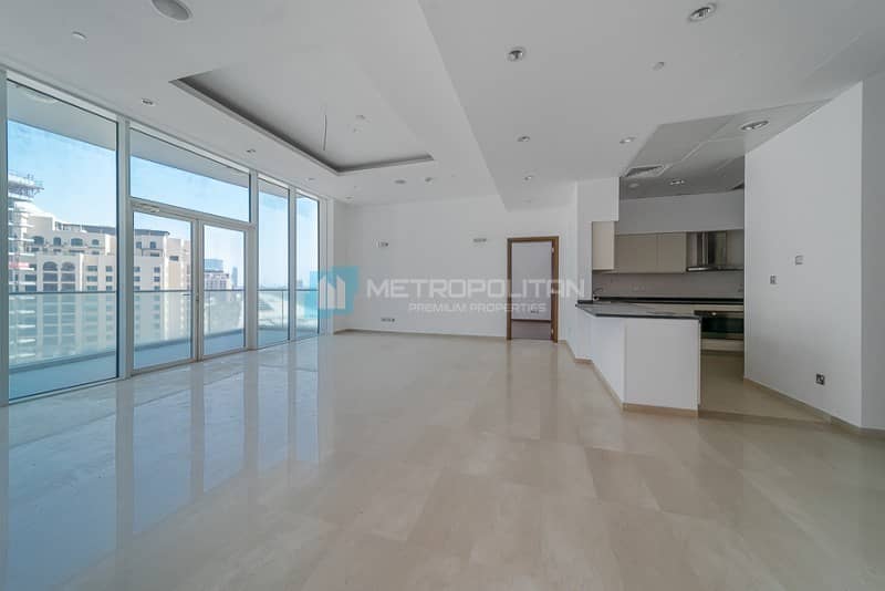 Spacious |Stunning Marina and Sea view | Mid floor