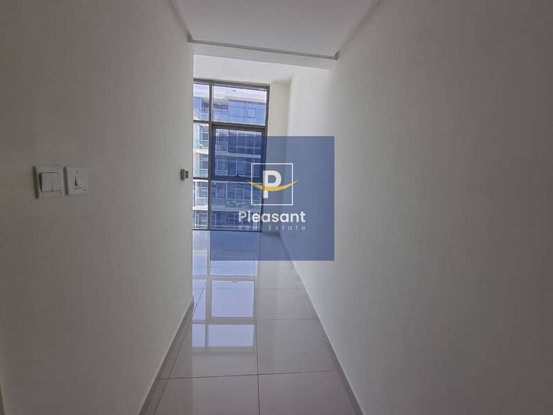 33 Brand New 3 Bed Apartment with full Golf Course View | VIP