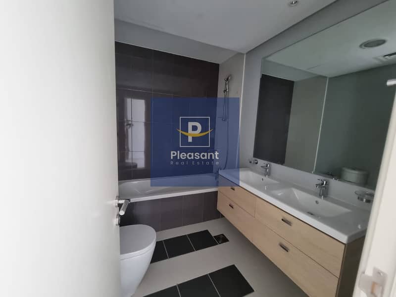 36 Brand New 3 Bed Apartment with full Golf Course View | VIP