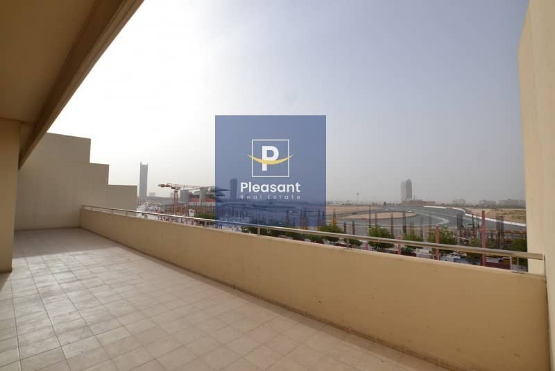 4 Mall View Vacant 3BR With Maid and Laundry Apt For Sale | F VIP