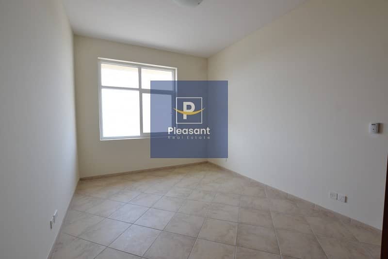 9 Mall View Vacant 3BR With Maid and Laundry Apt For Sale | F VIP