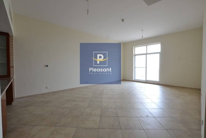 13 Mall View Vacant 3BR With Maid and Laundry Apt For Sale | F VIP