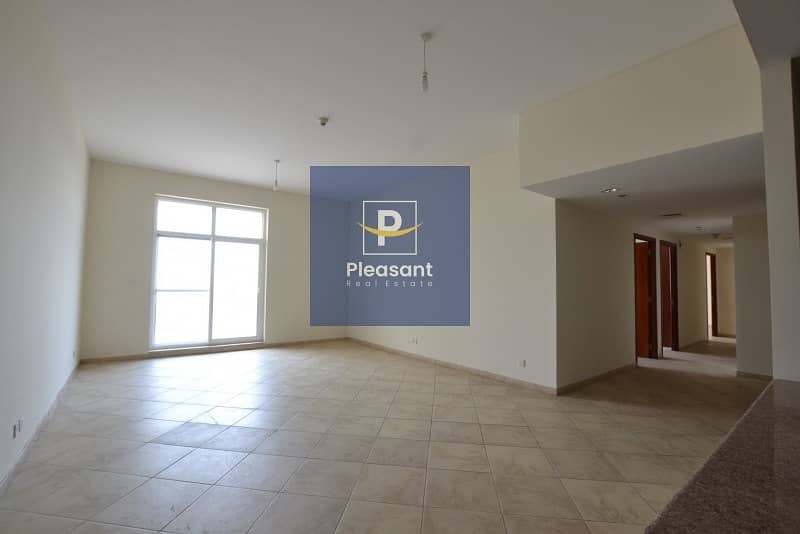 18 Mall View Vacant 3BR With Maid and Laundry Apt For Sale | F VIP