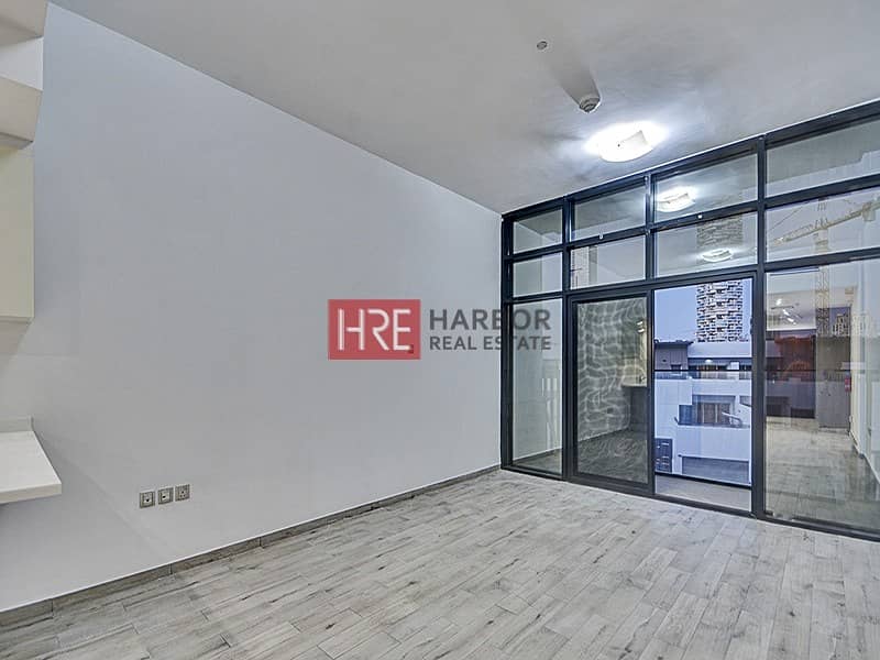 Spacious Studio | Vacant | With Kitchen Appliances Spacious Studio | Vacant | With Kitchen Appliances