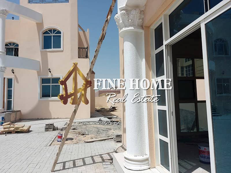 2 For Sale Villa 6 MBR with External extension