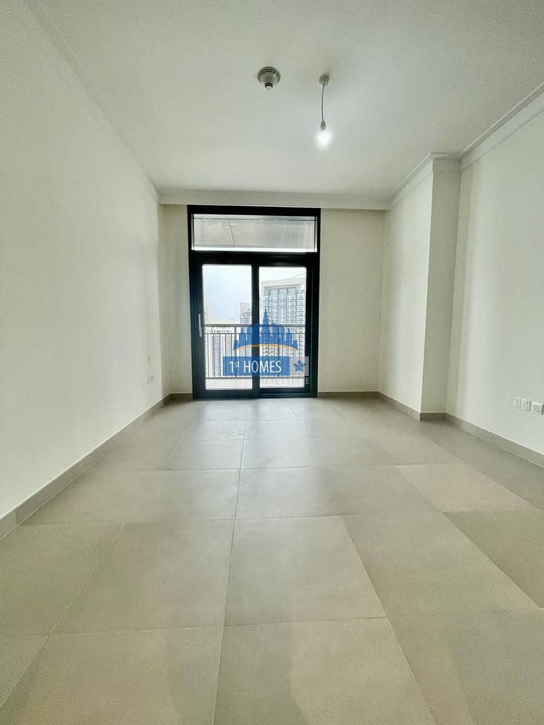 10 Full Creek & Burj View /  Brand New Flat / Ready To Move In