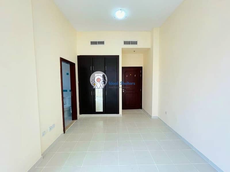 8 OUT  CLASS 3BHK_ALL MASTER ROOM_LAUNDRY _STORE ROOM 55K