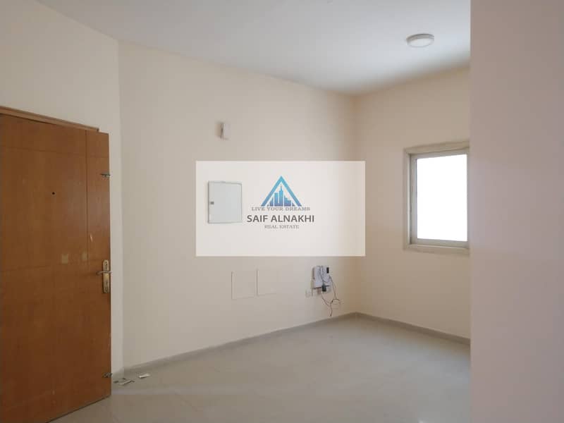 Huge biggest offer 1bhk family building central a/c fantastic location just 17k Huge biggest offer 1bhk family building central a/c fantastic location just 17k