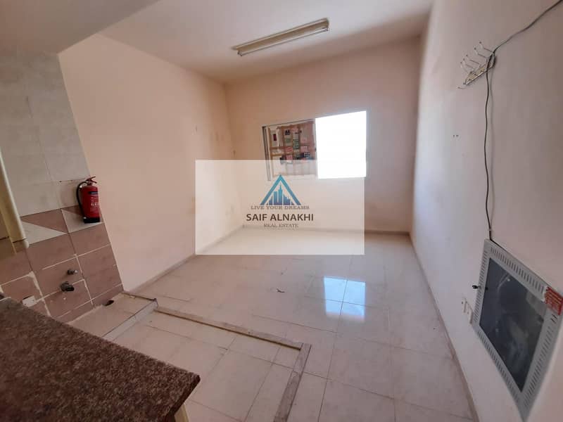 Studio just in 10k family building centerl AC Studio just in 10k family building centerl AC