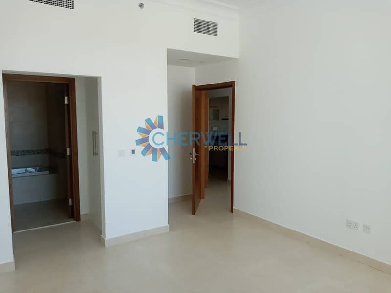 5 HOT DEAL | Great View | Modern Apartment |Vacant