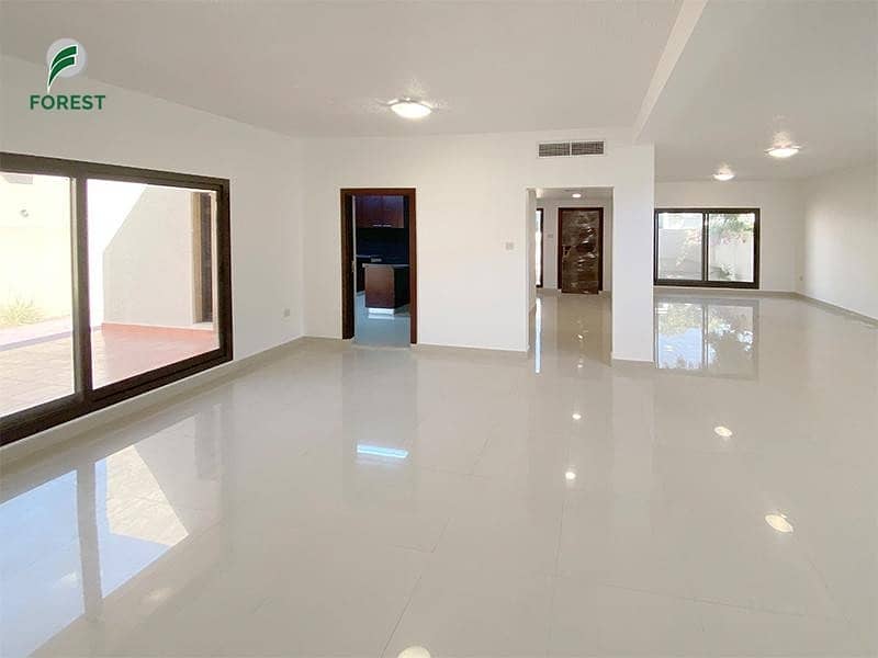 3 Renovated | 3BR Villa |Private Pool and Garden