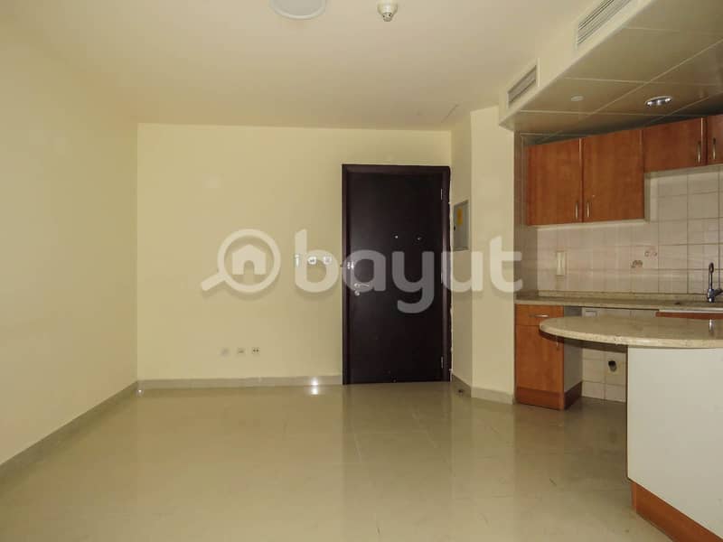 Lake View Studio Apartment @ low cost (Deal of the Week) Grab Now - Near to Metro