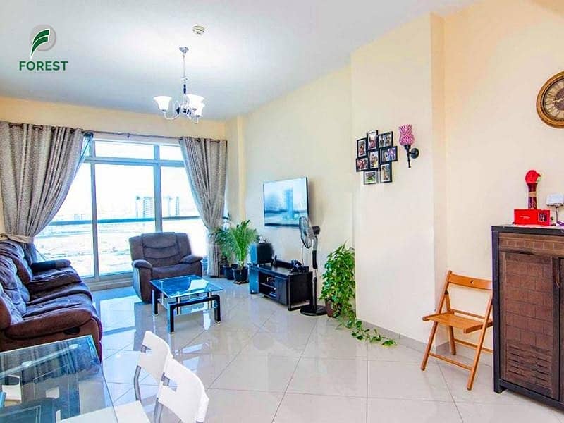 Massive Layout | 2 Bedrooms | Investor Deal