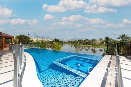4 Bedroom Villa for Sale in Jumeirah Islands, Dubai - Lake and Dubai Marina Skyline Views | EF 4 Bedroom Villa for Sale in Jumeirah Islands, Dubai - Lake and Dubai Marina Skyline Views | EF