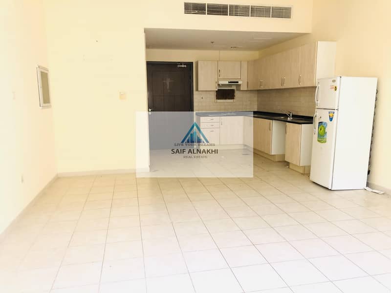 Chiller Free 1Month Free Studio Flat Only 35K With All Amenities in Al Mankhool