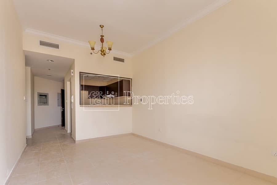 Brand New 2 Bedroom for Rent Near Entrance