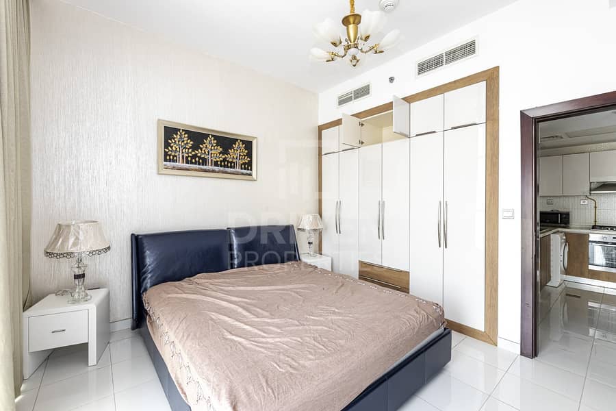 3 Best Deal | Fully Furnished | Near Metro