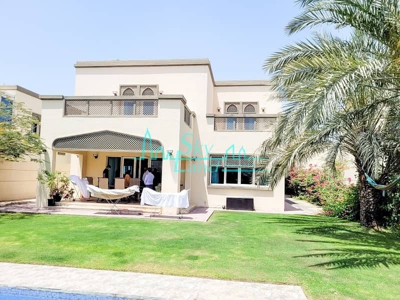 Jumeirah Park Villa|4-BR+Maid|Open Kitchen|Private Pool|Garden