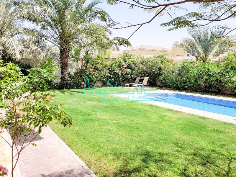 18 Jumeirah Park Villa|4-BR+Maid|Open Kitchen|Private Pool|Garden