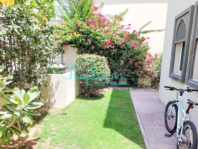 20 Jumeirah Park Villa|4-BR+Maid|Open Kitchen|Private Pool|Garden