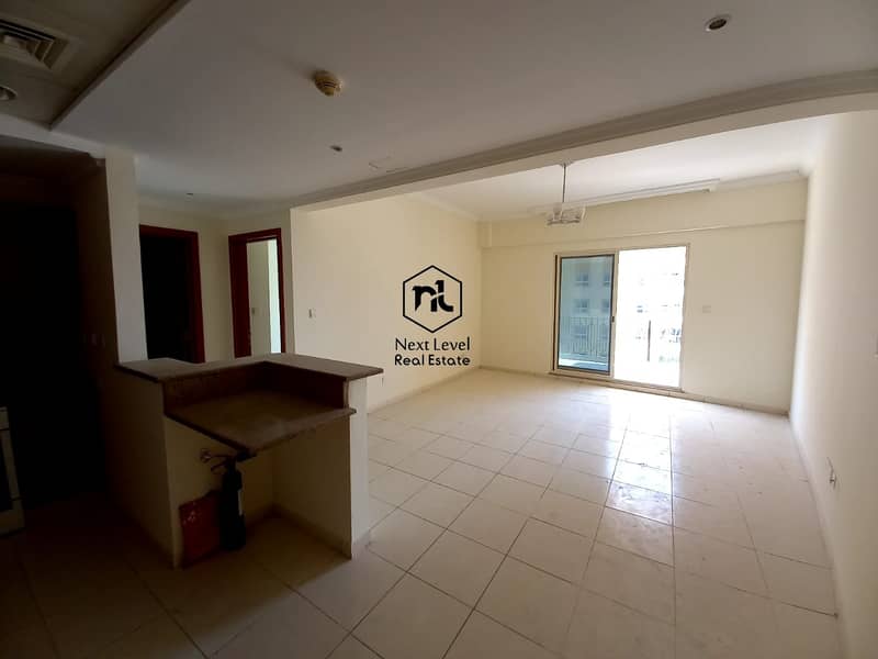 7 NICE VIEW 1 BEDROOM WITH BALCONY AND PARKING
