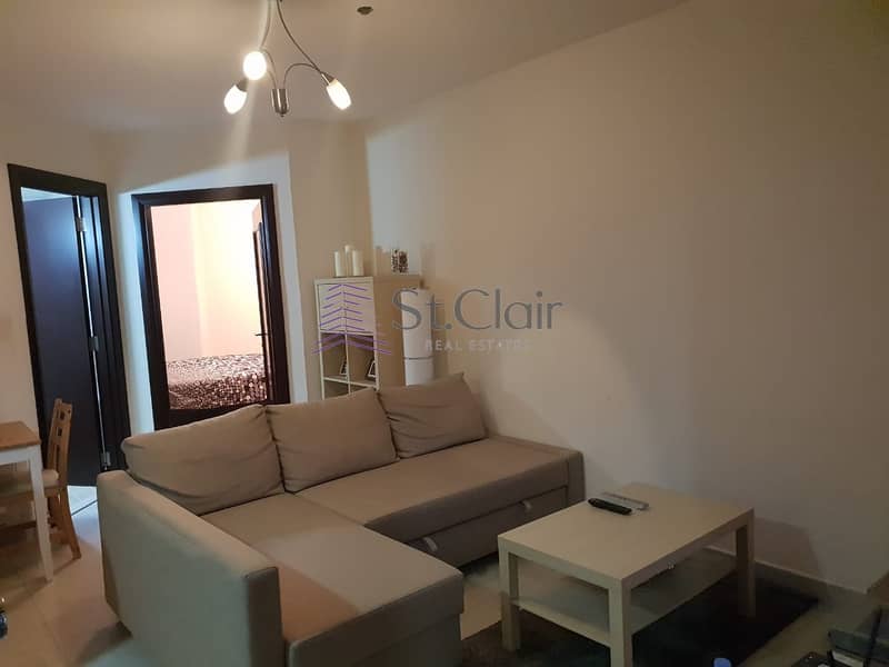 Cozy Furnished 1 Bedroom Apartment for Sale in Dubai Gate One