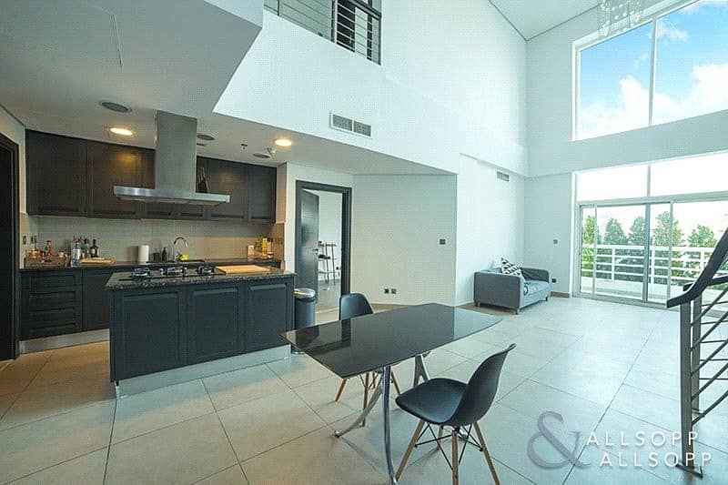 Two Bed Duplex Apartment | Skyline view