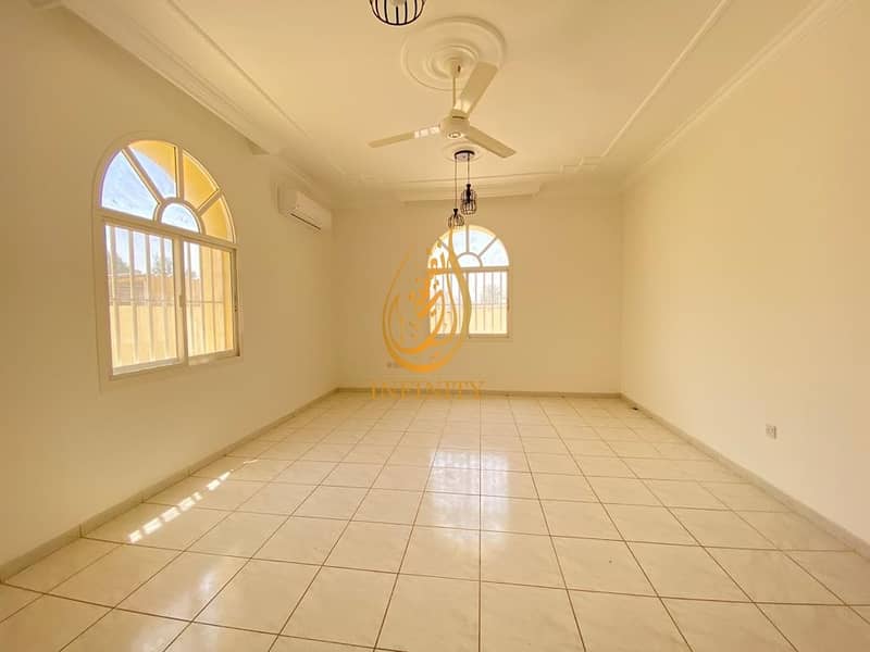 5 Spacious Single Story 3 bedroom Villa with Maids room