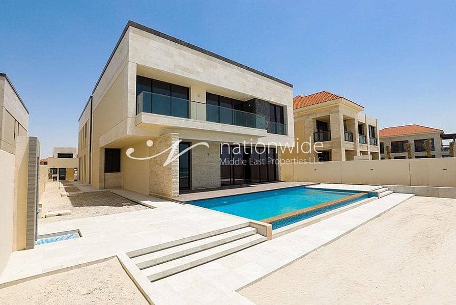 Elegant Villa with Ocean View For 2 Payments