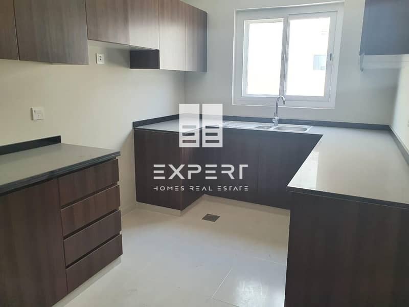 6 Spacious Brand New | 3BEDROOM+maid | Trixis